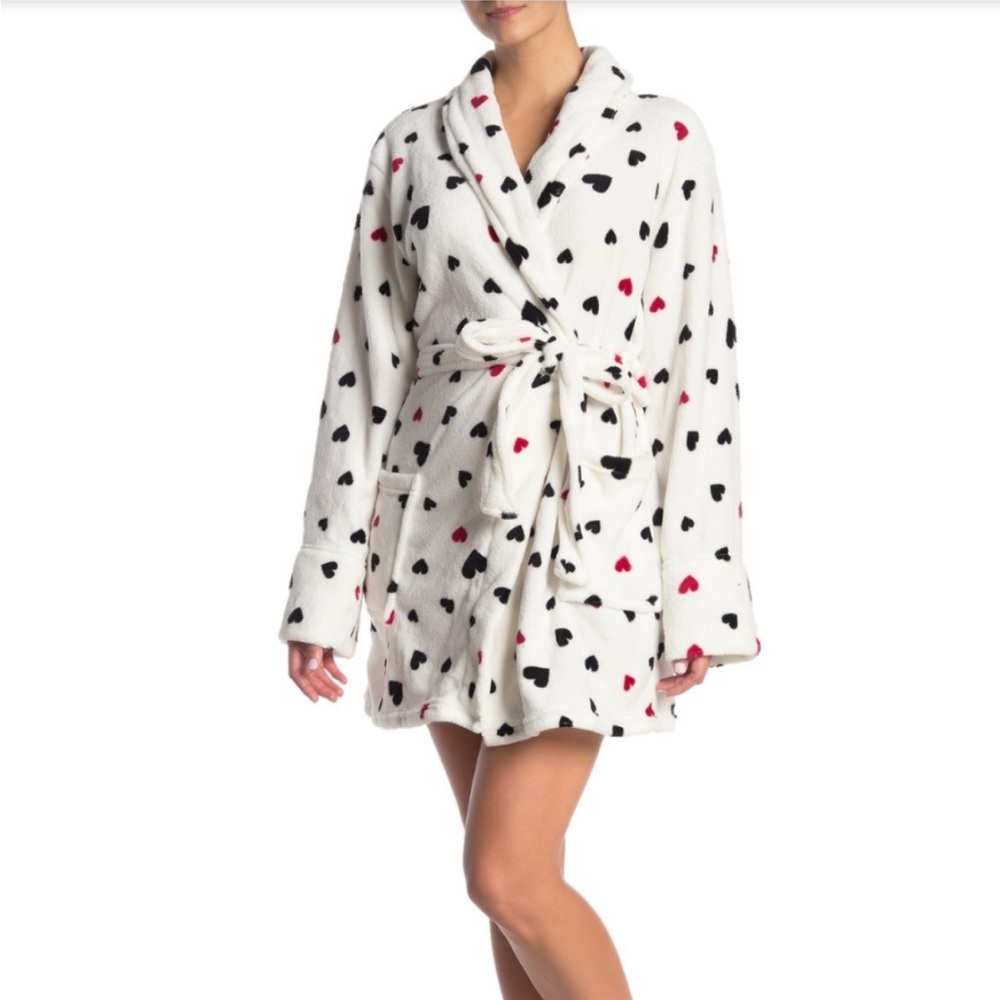 PJ Salvage “All The Love” Heart Prints Plush Robe Sz L